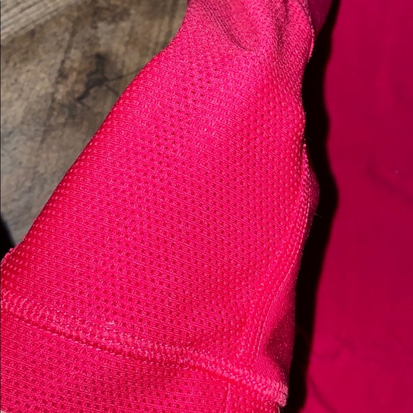 Nike top - Picture 4 of 4